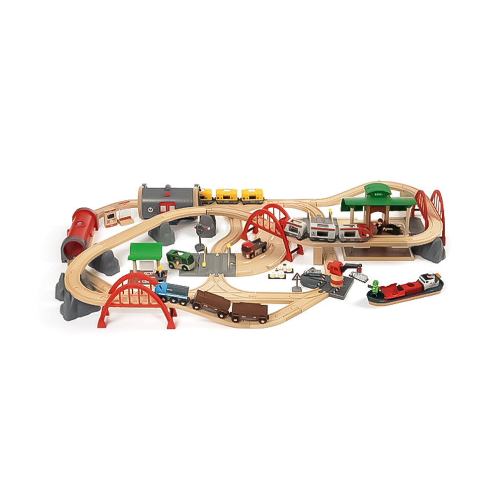 BRIO Deluxe Railway Train Set Toy Railway Train - 33052